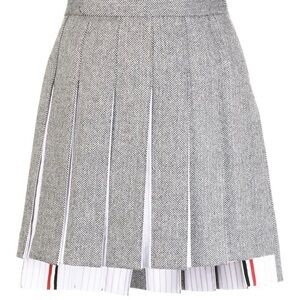 Gray Herringbone Pleated Skirt